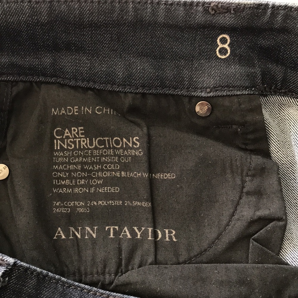 Ann Taylor curvy fit jeans - Picture 7 of 8